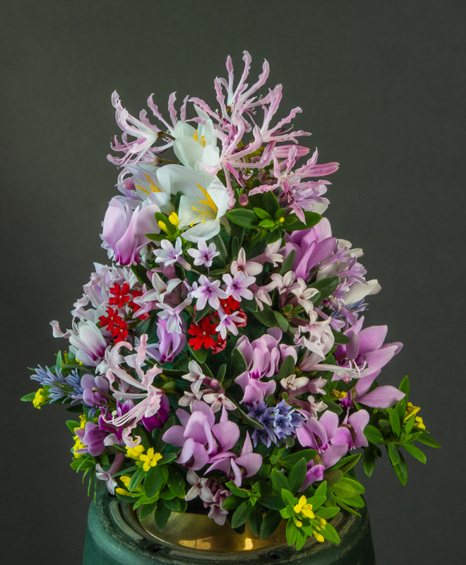 Flower arrangement exhibited by Anne Vale